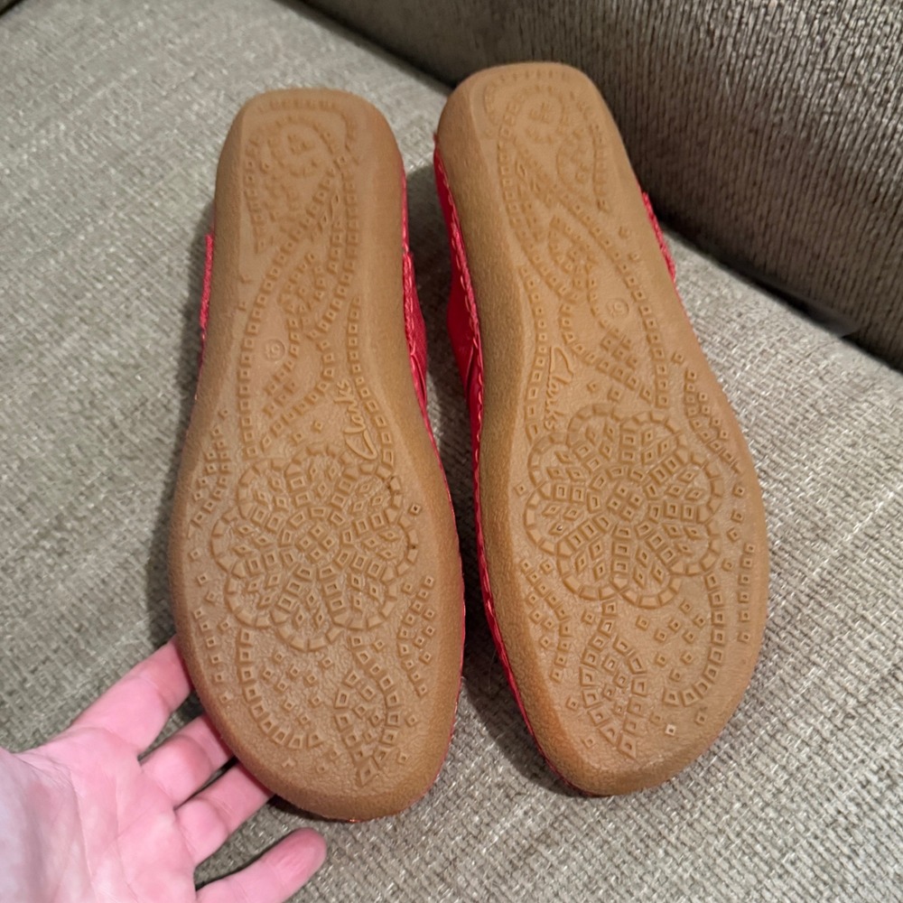 Clarks Artisan Mary Jane Flats Red Leather Whipstitch 7B Excellent Never Worn - Picture 6 of 7